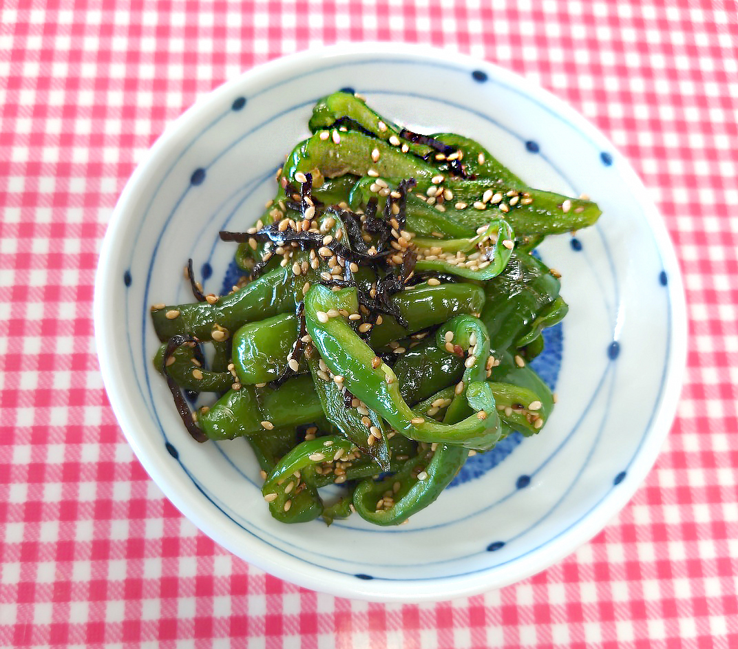 ピーマンと塩昆布の炒め物