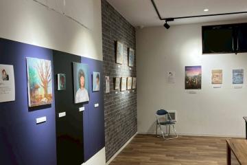 絵画展の写真