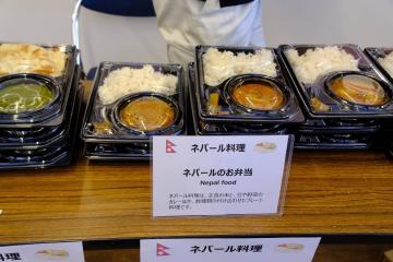 各国のお弁当販売の写真2