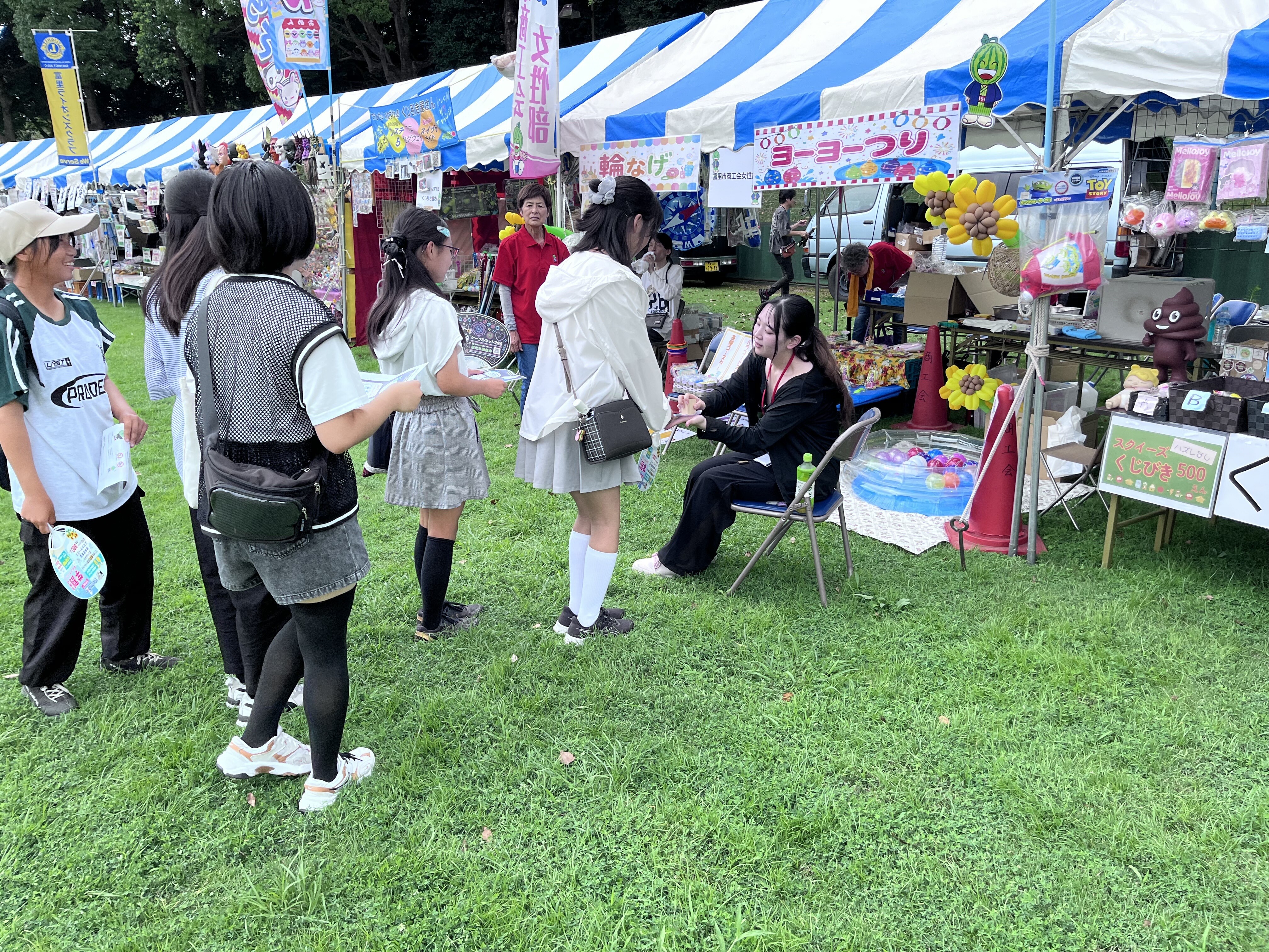 とみちゃん夏まつりのお手伝いの様子4